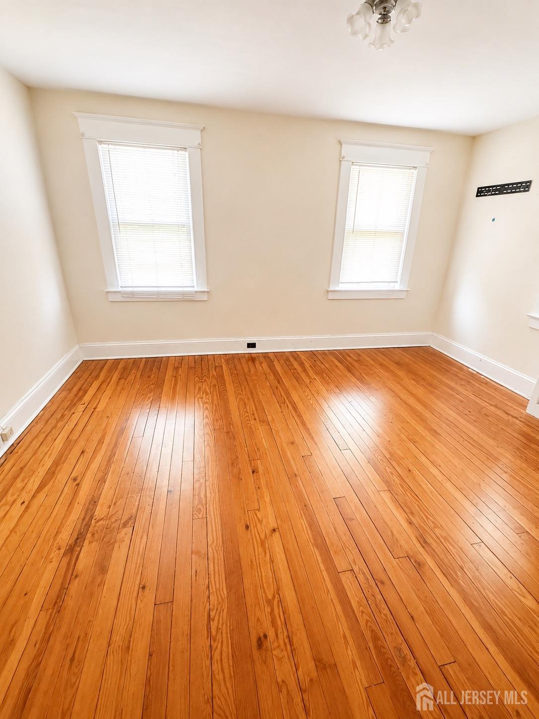 243 Monmouth Street Hightstown NJ 08520