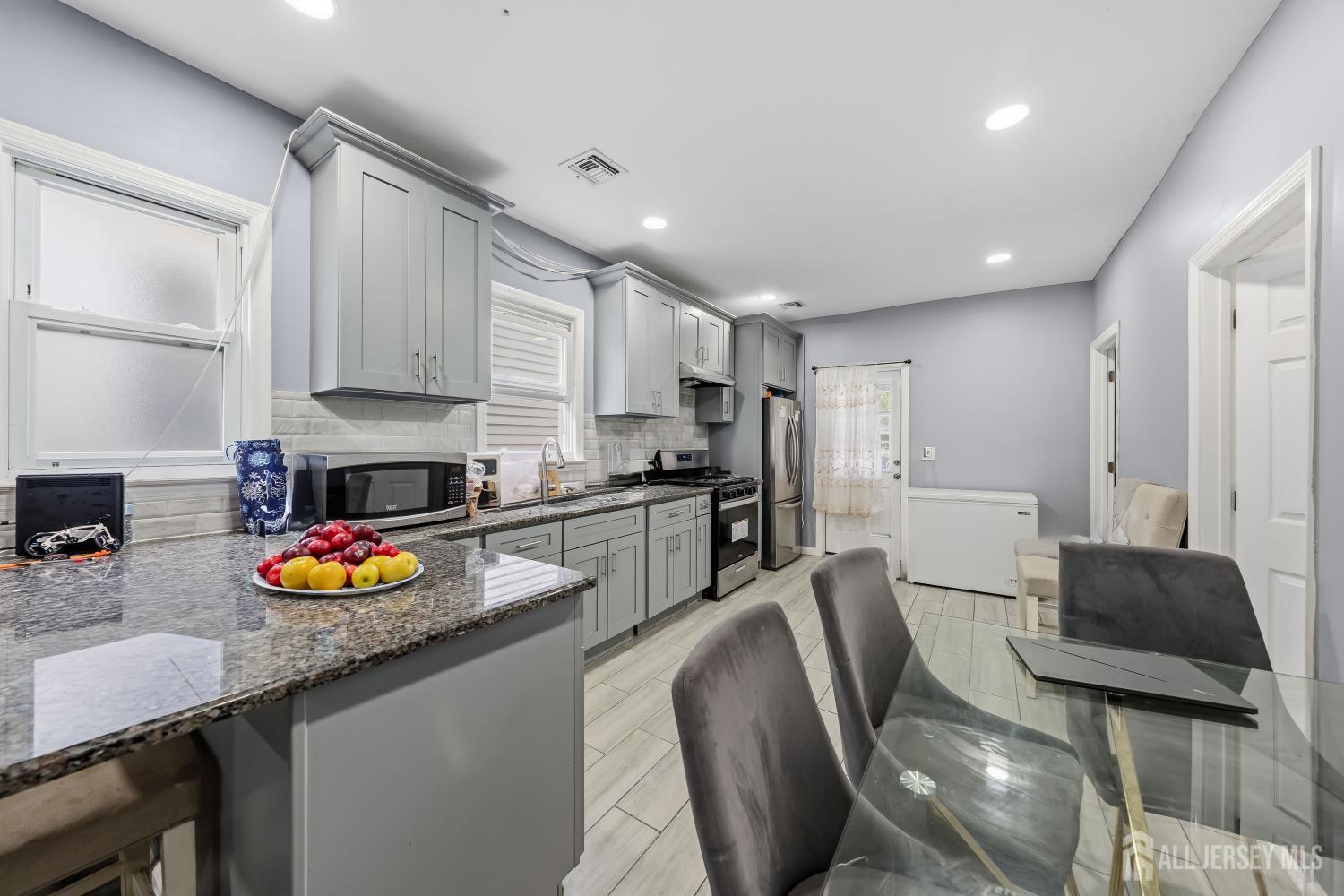 313 Washington Avenue Elizabeth NJ 07202