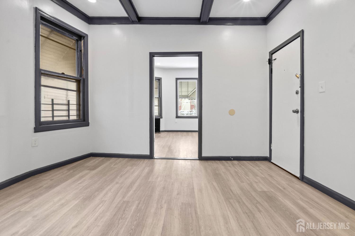 211 N 13th Street Newark NJ 07107
