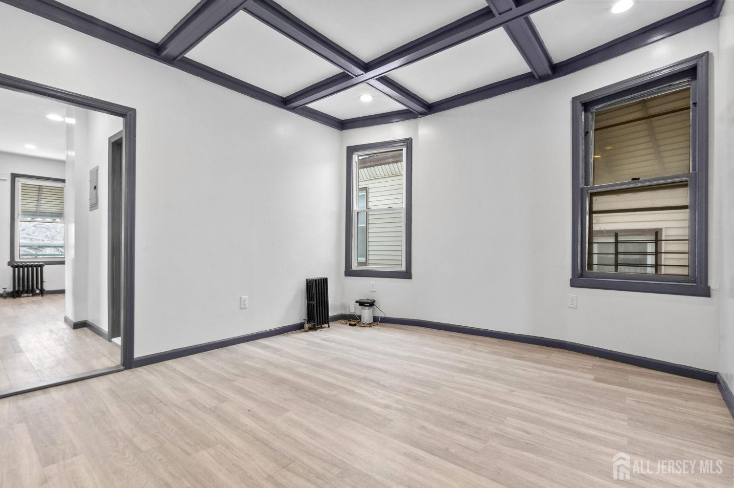 211 N 13th Street Newark NJ 07107