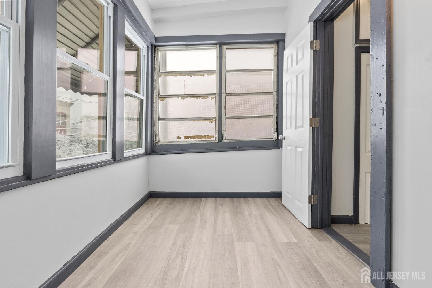 211 N 13th Street Newark NJ 07107