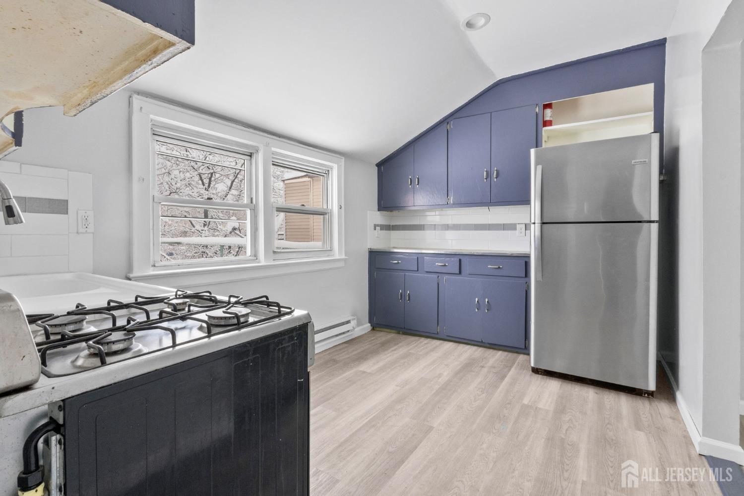 211 N 13th Street Newark NJ 07107