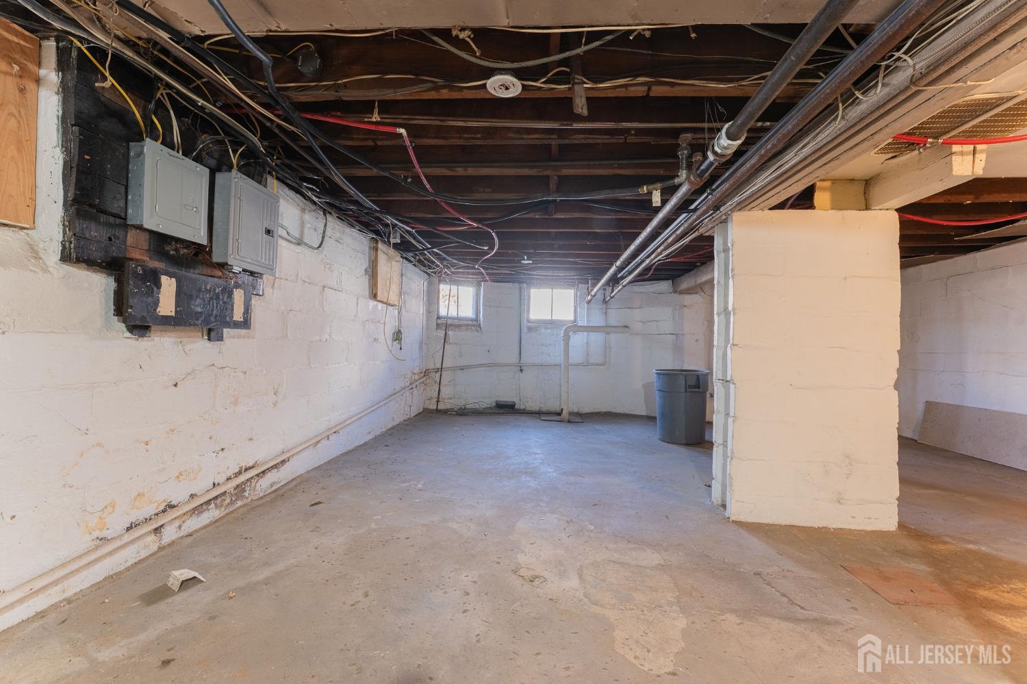 211 N 13th Street Newark NJ 07107