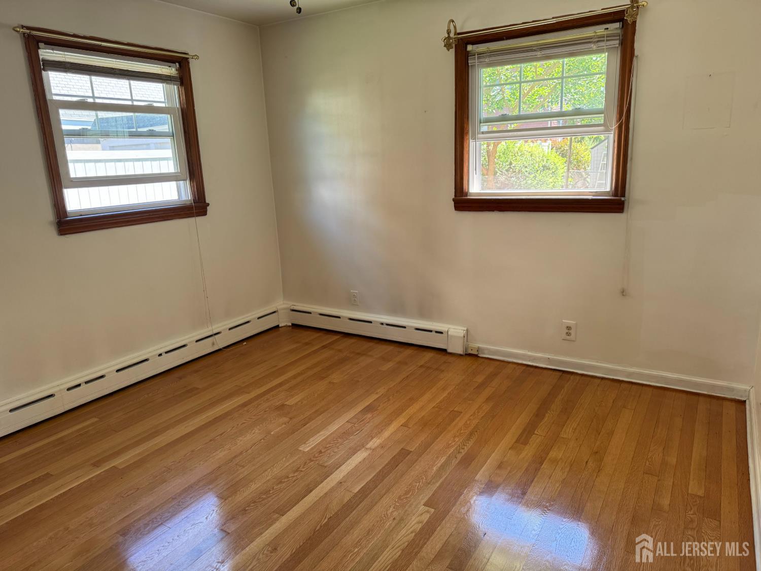 16 Carlton Street Edison NJ 08837