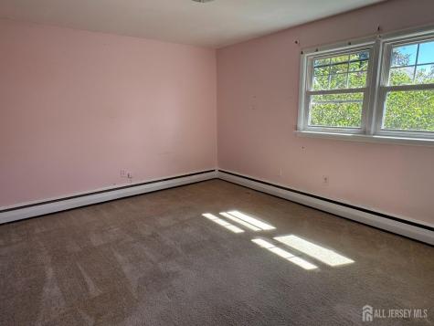 16 Carlton Street Edison NJ 08837