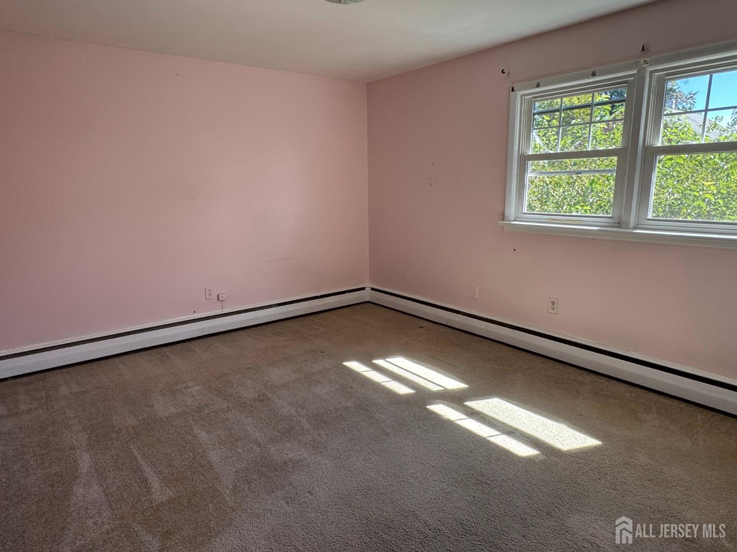 16 Carlton Street Edison NJ 08837