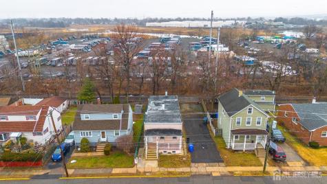 86 S Fulton Street S Woodbridge Proper NJ 07095