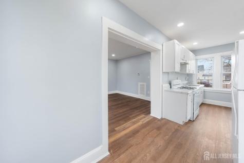 86 S Fulton Street S Woodbridge Proper NJ 07095