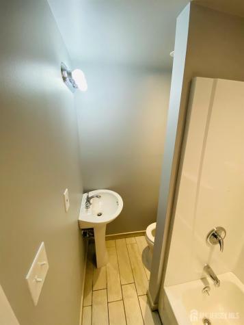 231 Clinton Street Woodbridge Proper NJ 07095