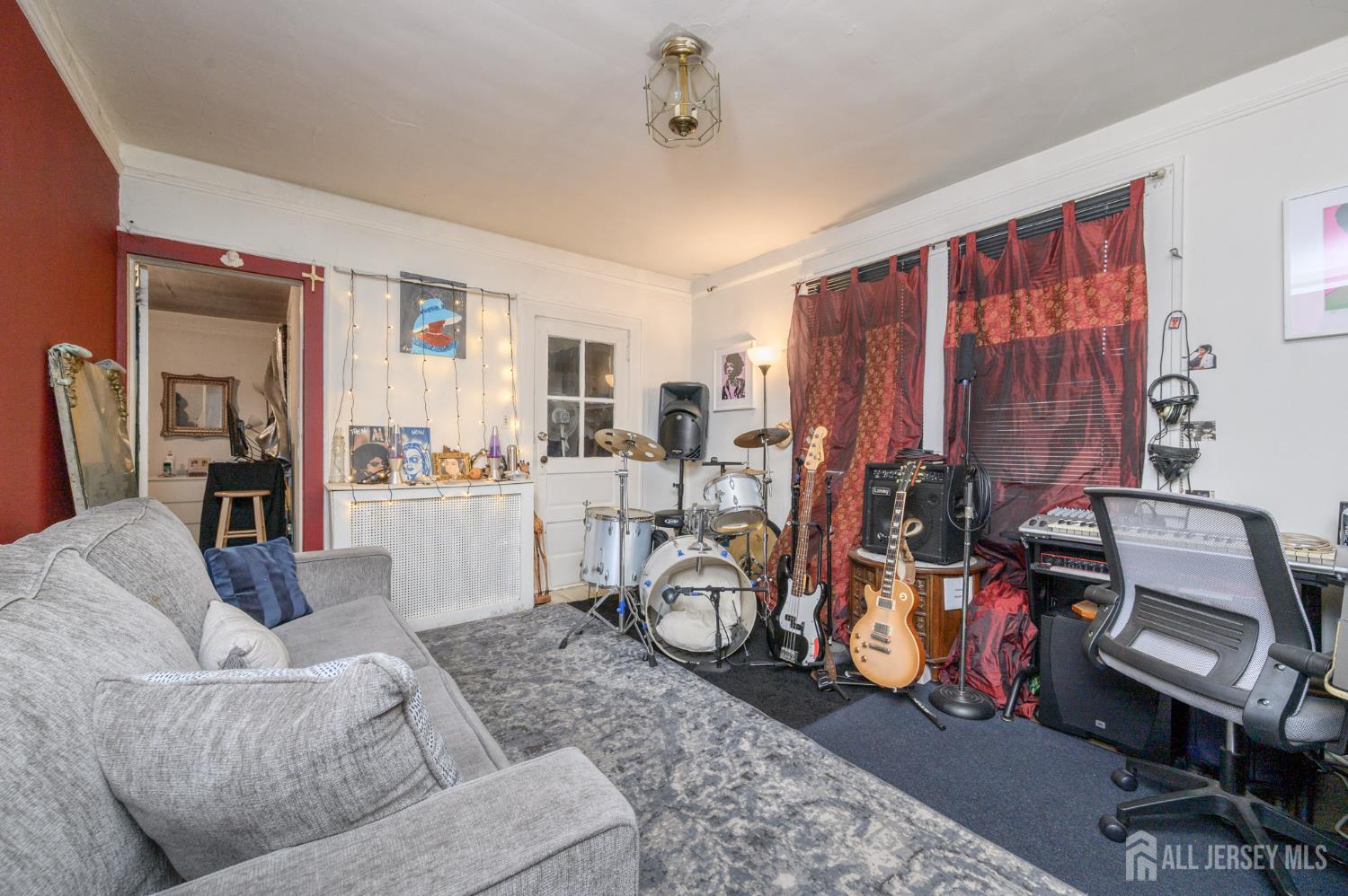 135 Baldwin Street New Brunswick NJ 08901