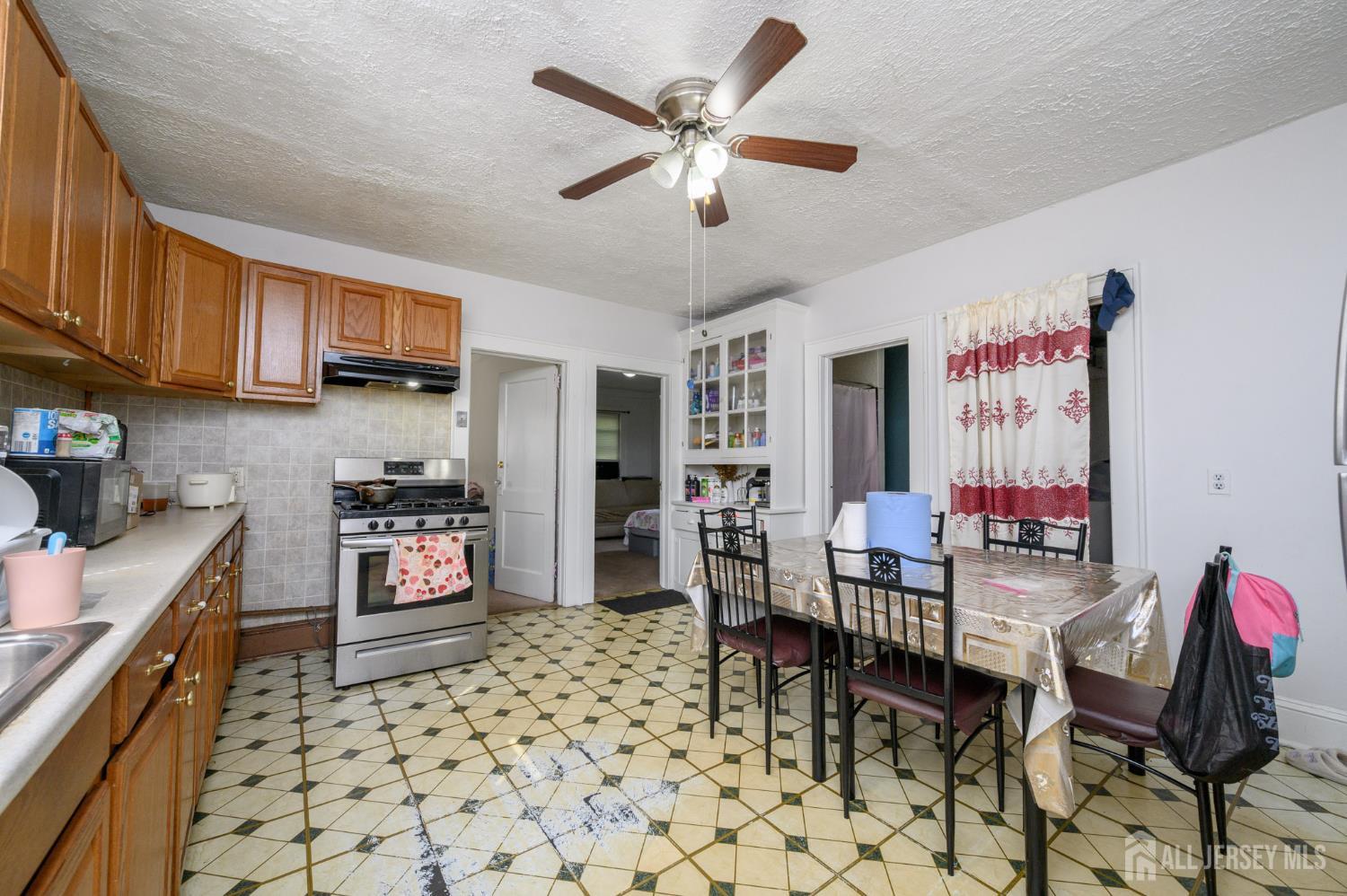 135 Baldwin Street New Brunswick NJ 08901