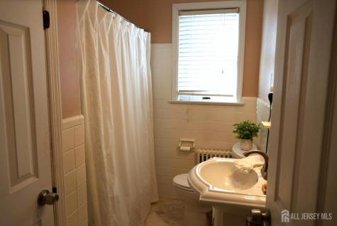 40 Cleremont Avenue North Brunswick NJ 08902