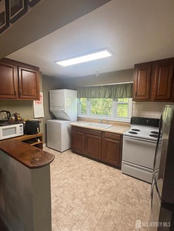 63 Poplar Drive Long Hill NJ 07980