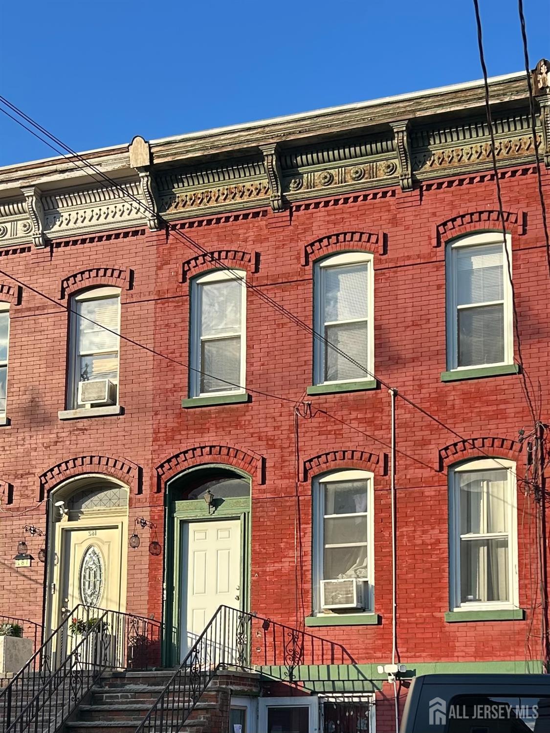184 Van Horne Street Jersey City NJ 07304