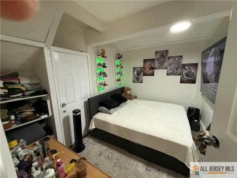 525 S 3rd Avenue Highland Park NJ 08904