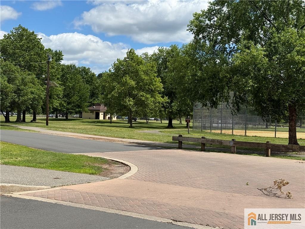 525 S 3rd Avenue Highland Park NJ 08904