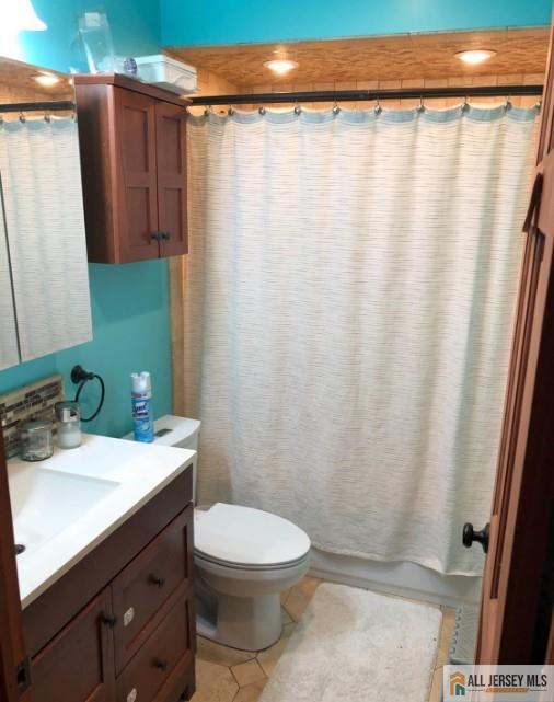 32 Avenel Street Avenel NJ 07001