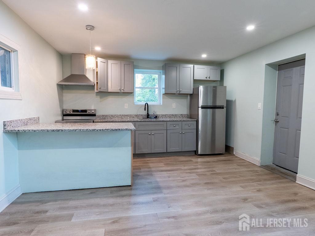 24 Sanford Street Trenton NJ 08618