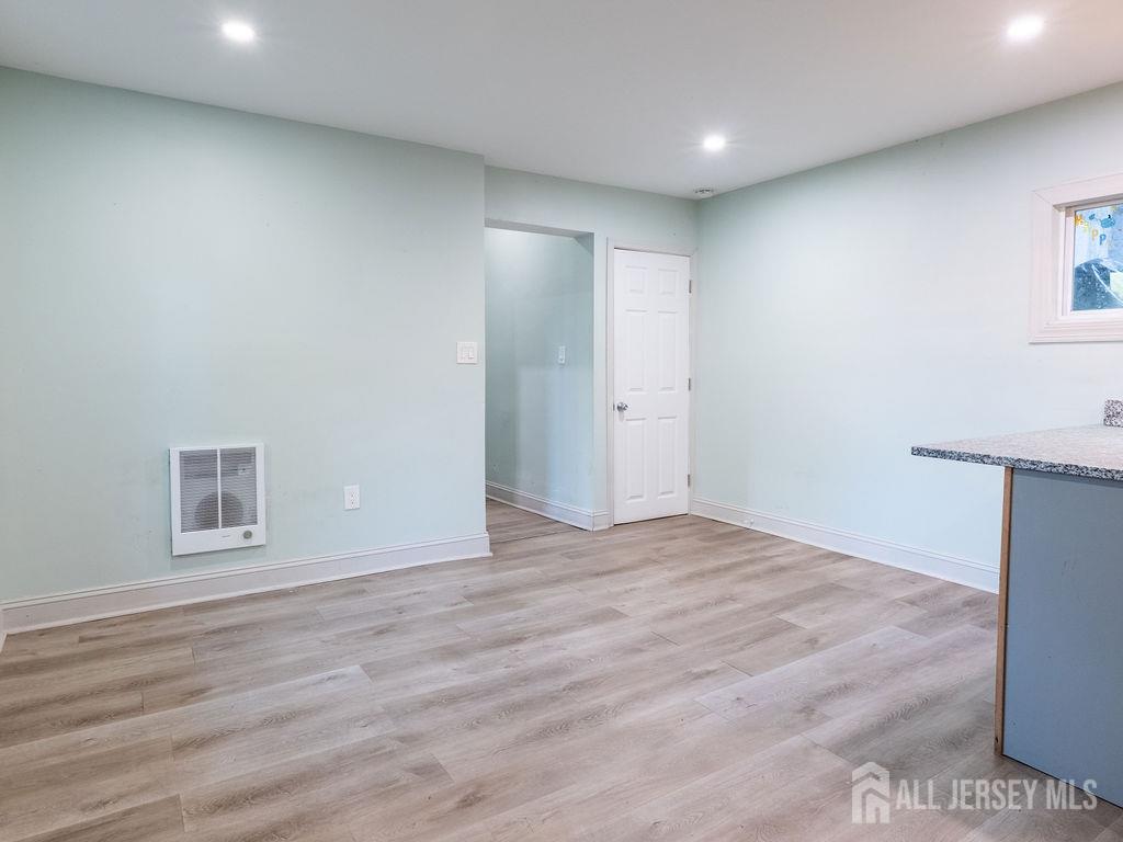 24 Sanford Street Trenton NJ 08618