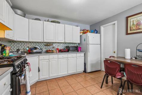 208 Gordon Street Perth Amboy NJ 08861