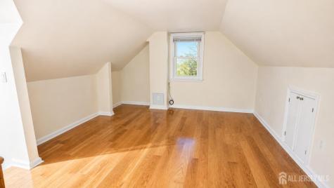 107 Madison Avenue Dunellen NJ 08812