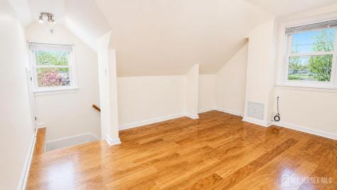 107 Madison Avenue Dunellen NJ 08812