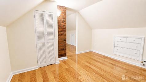 107 Madison Avenue Dunellen NJ 08812