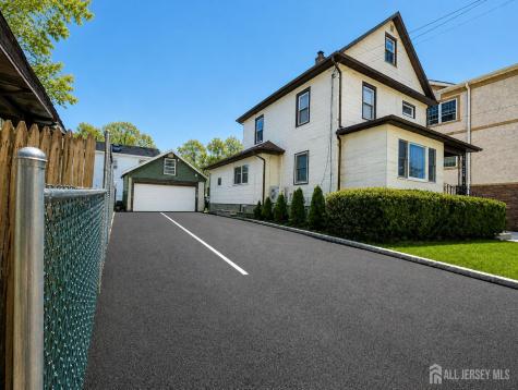 107 Madison Avenue Dunellen NJ 08812