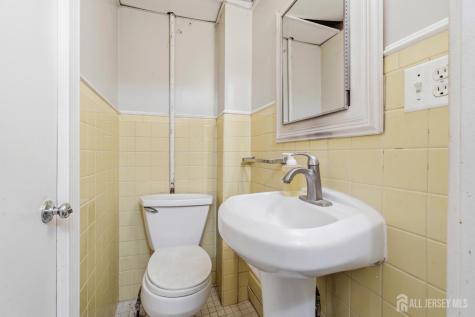 115-117 Harrell Avenue Woodbridge Proper NJ 07095