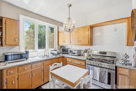 115-117 Harrell Avenue Woodbridge Proper NJ 07095