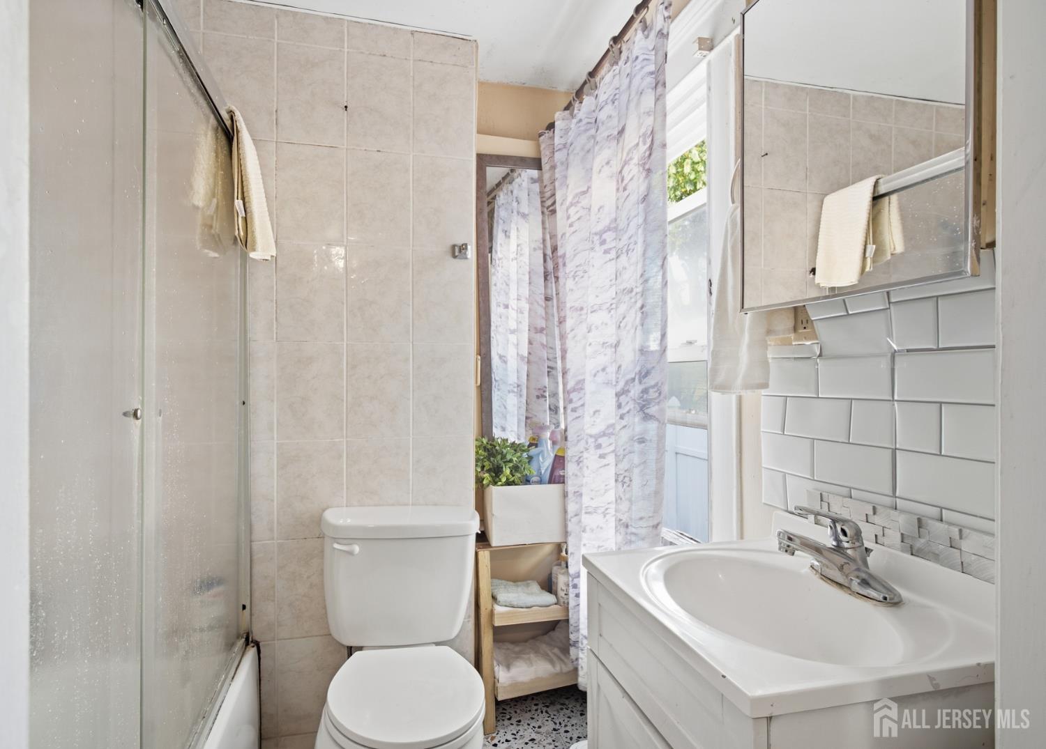 17 George Street South River NJ 08882