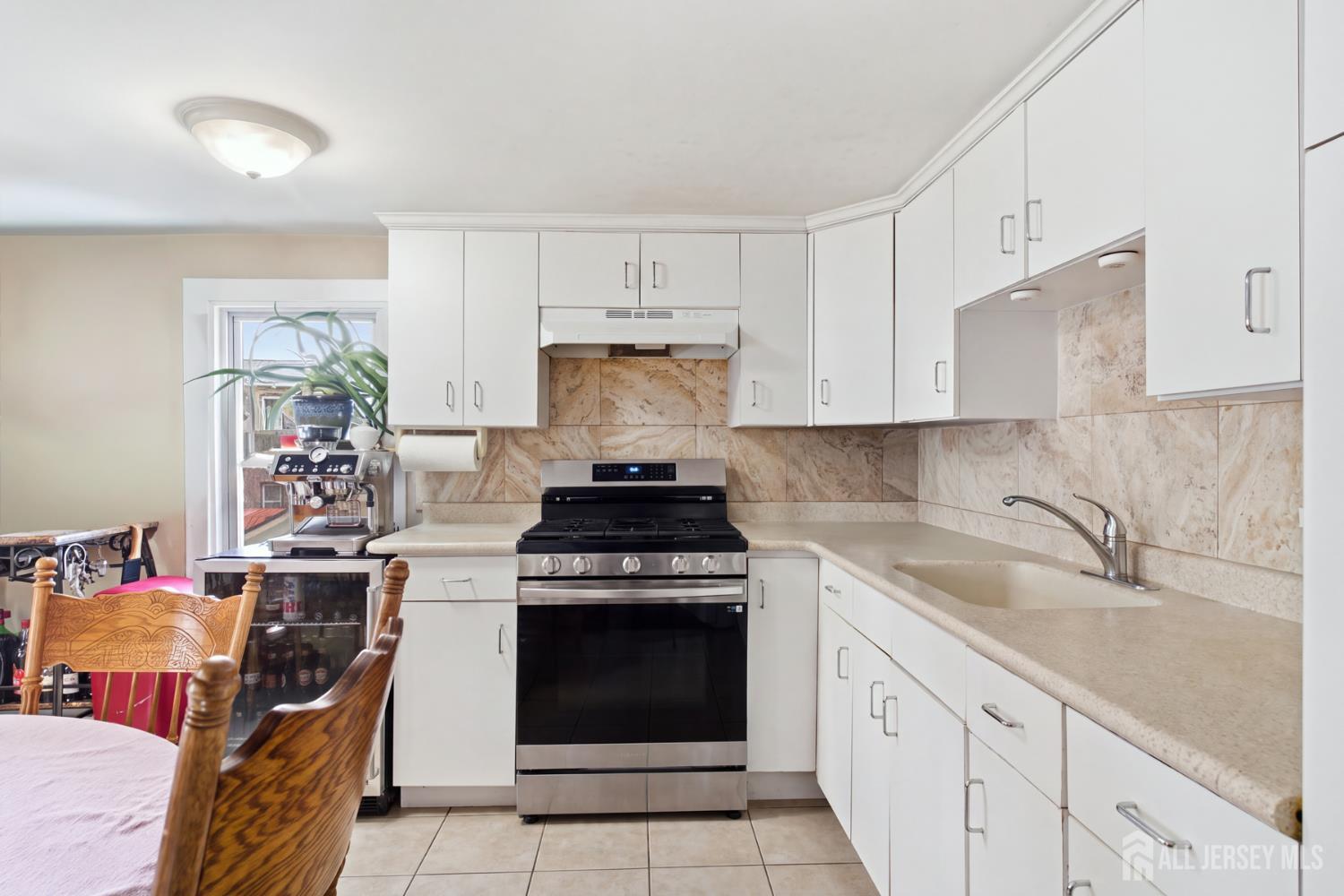 17 George Street South River NJ 08882