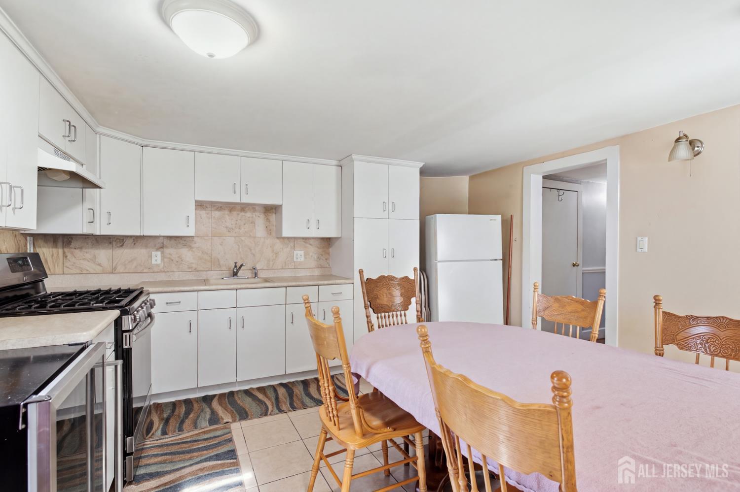 17 George Street South River NJ 08882