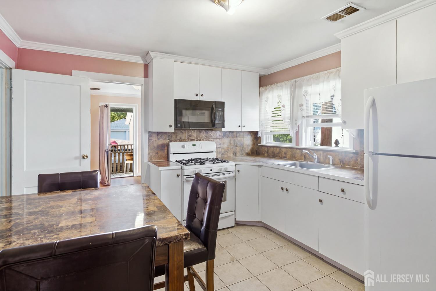 17 George Street South River NJ 08882