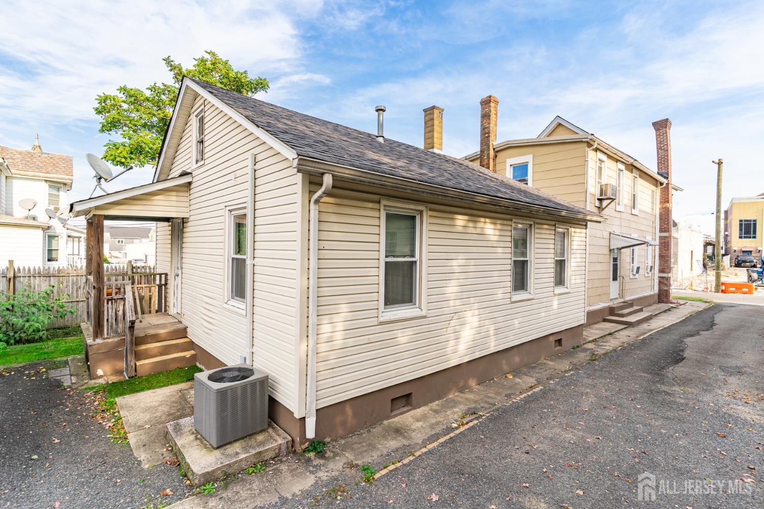17 George Street South River NJ 08882