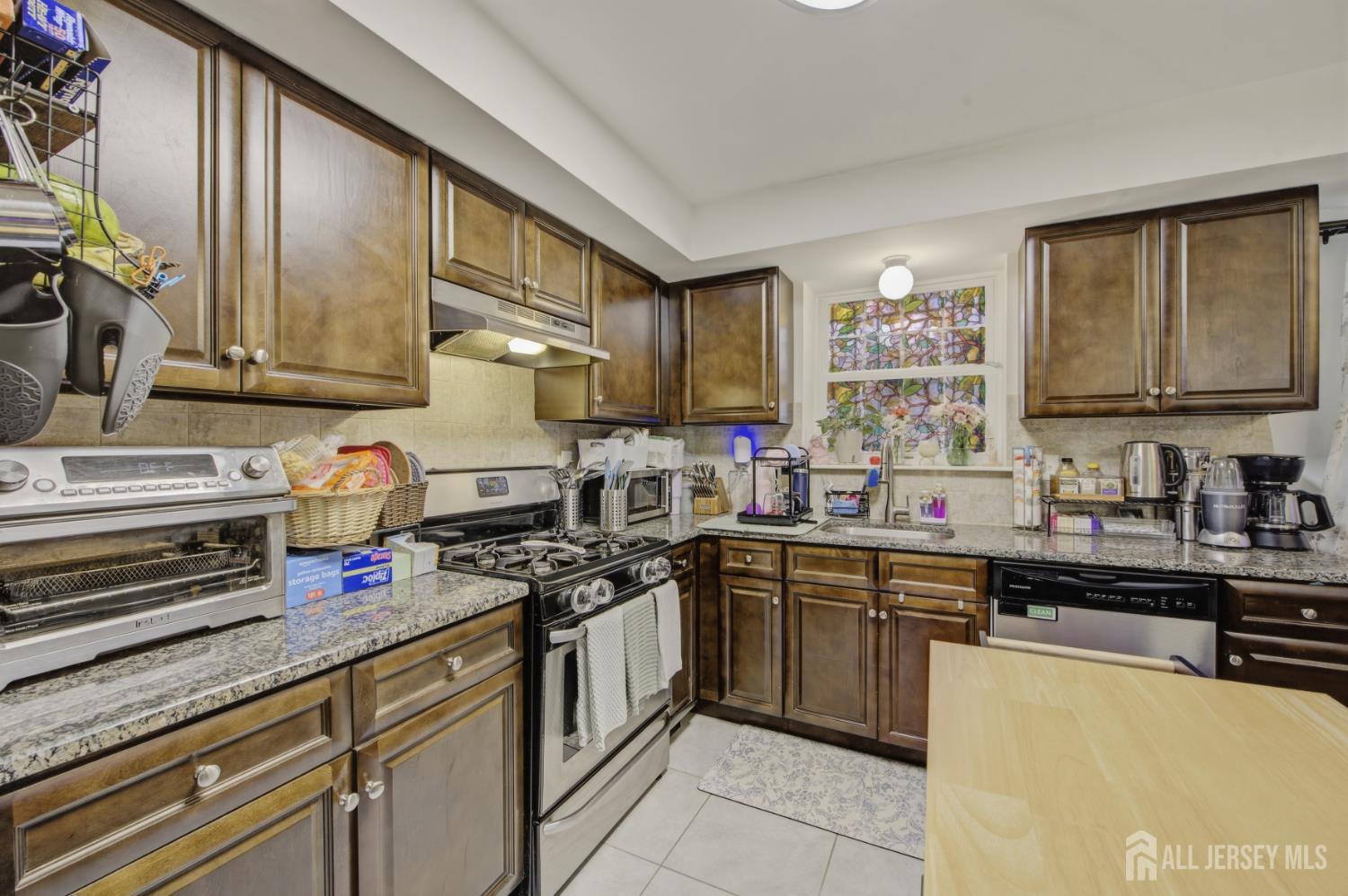 149 Bellair Place Newark NJ 07104