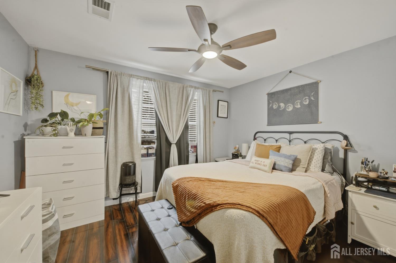 149 Bellair Place Newark NJ 07104
