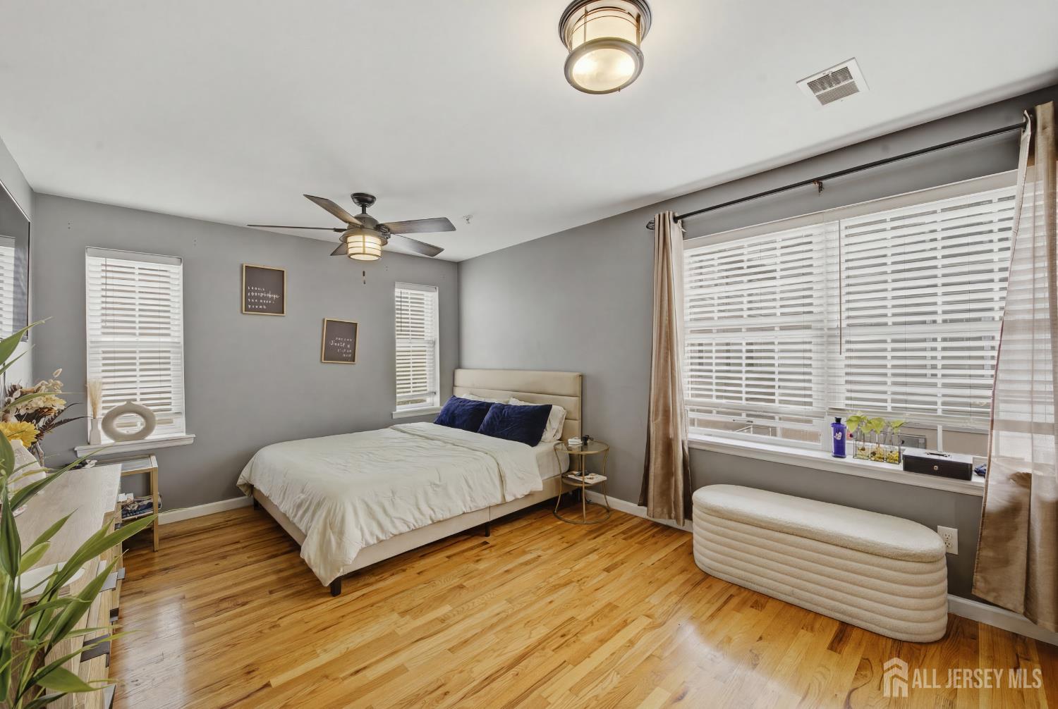 149 Bellair Place Newark NJ 07104