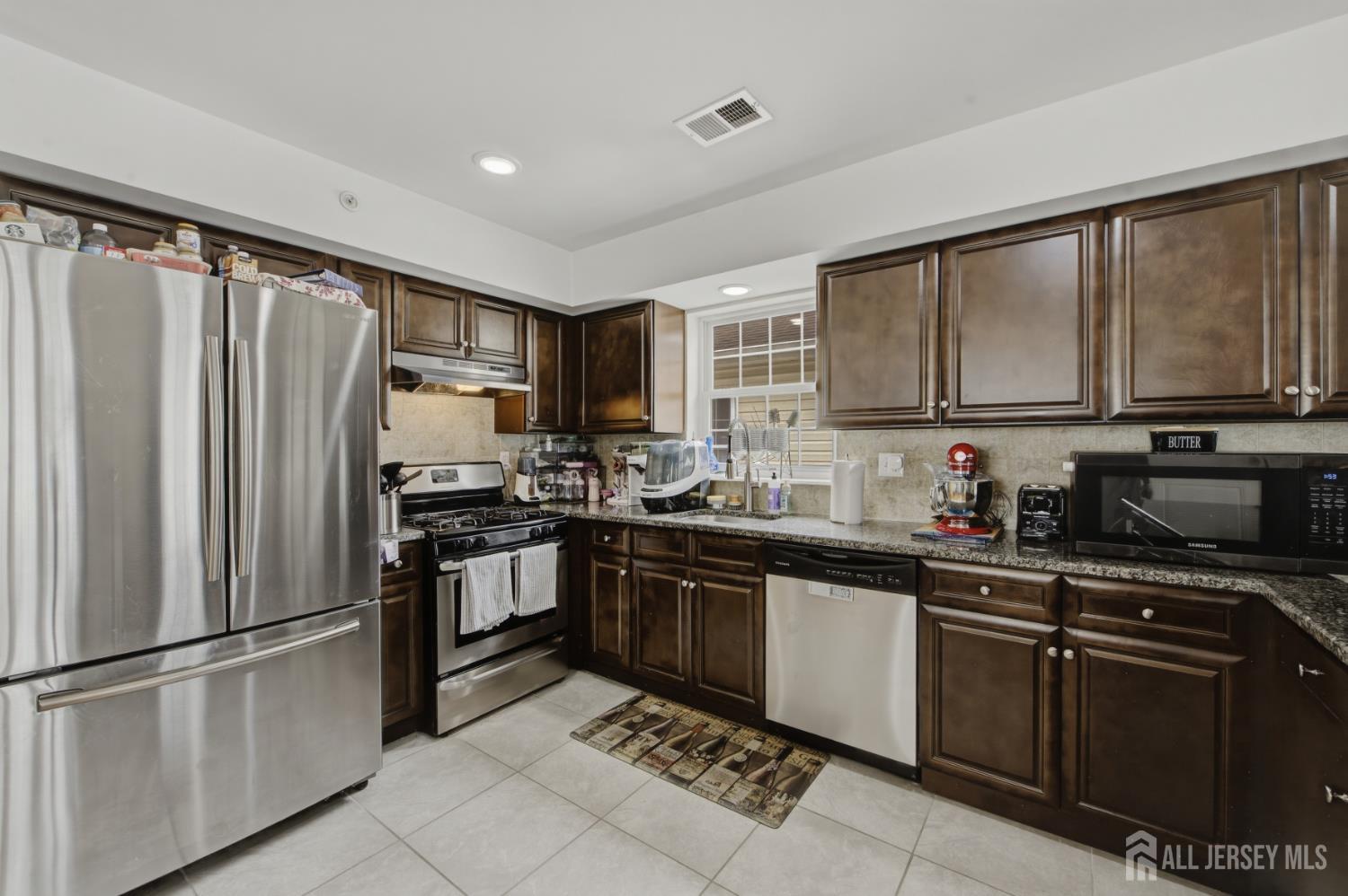 149 Bellair Place Newark NJ 07104