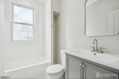 60 Cambridge Street East Orange NJ 07018