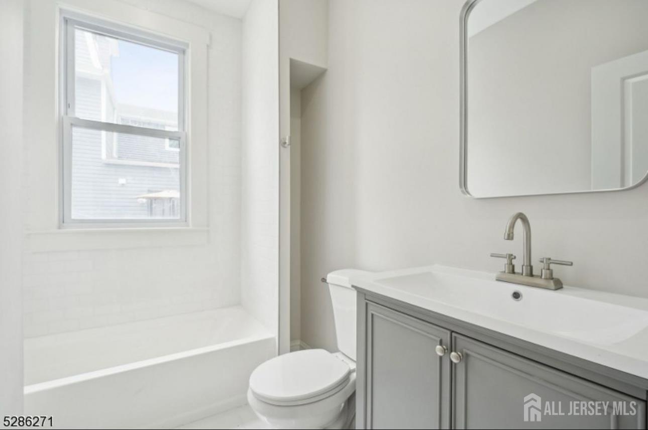 60 Cambridge Street East Orange NJ 07018