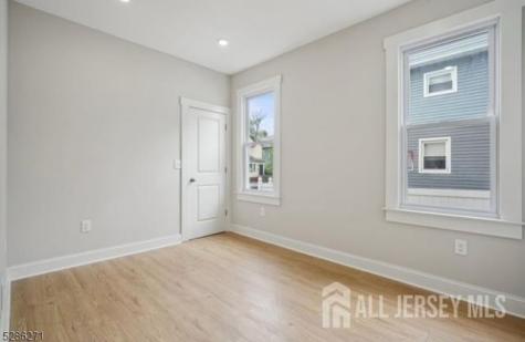 60 Cambridge Street East Orange NJ 07018