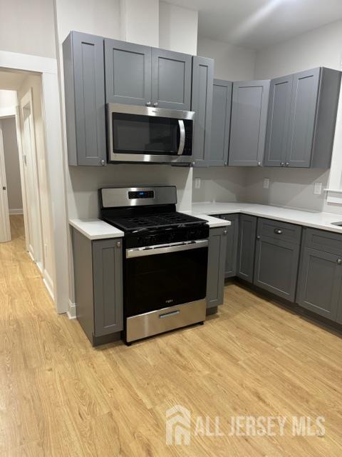 60 Cambridge Street East Orange NJ 07018
