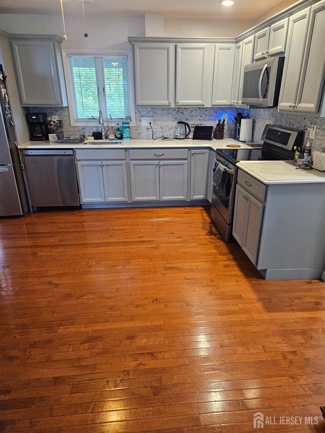 147 Beech Street Fords NJ 08863