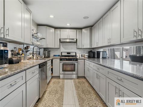 899 Green Street Iselin NJ 08830