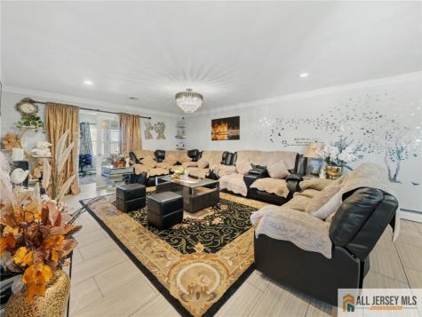 899 Green Street Iselin NJ 08830