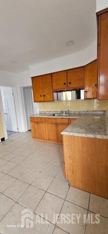 212 3rd Street Newark NJ 07107