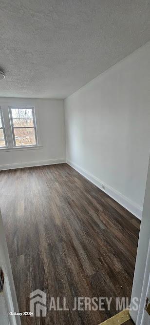 212 3rd Street Newark NJ 07107