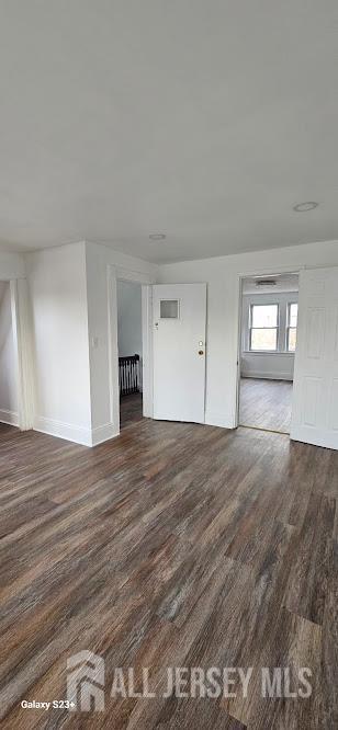 212 3rd Street Newark NJ 07107