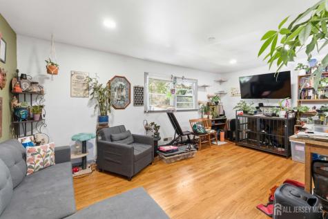 2072 Elizabeth Avenue Rahway NJ 07065